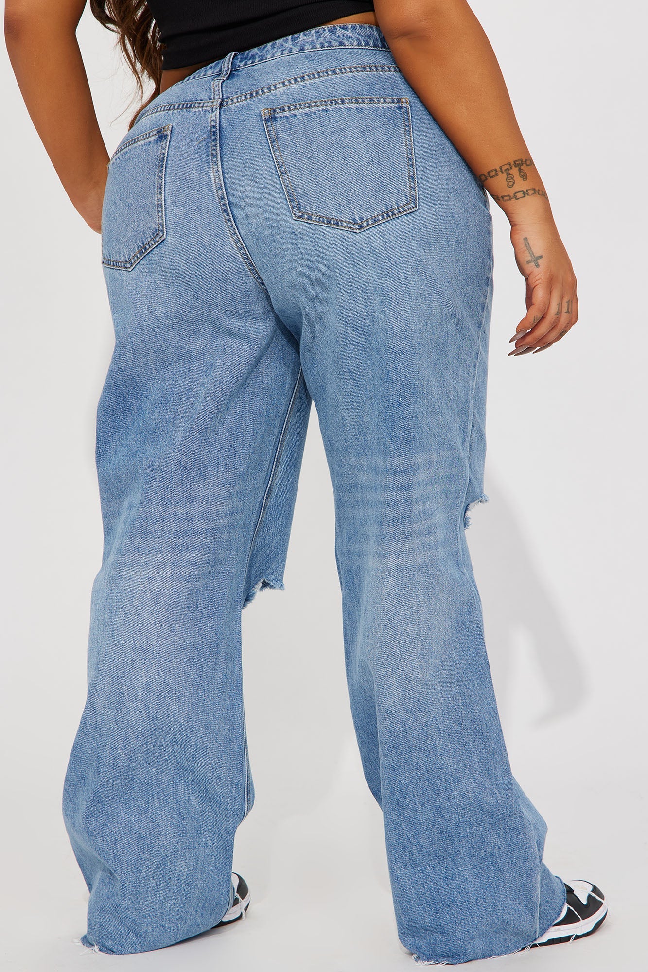 Tough Love Baggy Ripped Straight Leg Jean - Medium Wash
