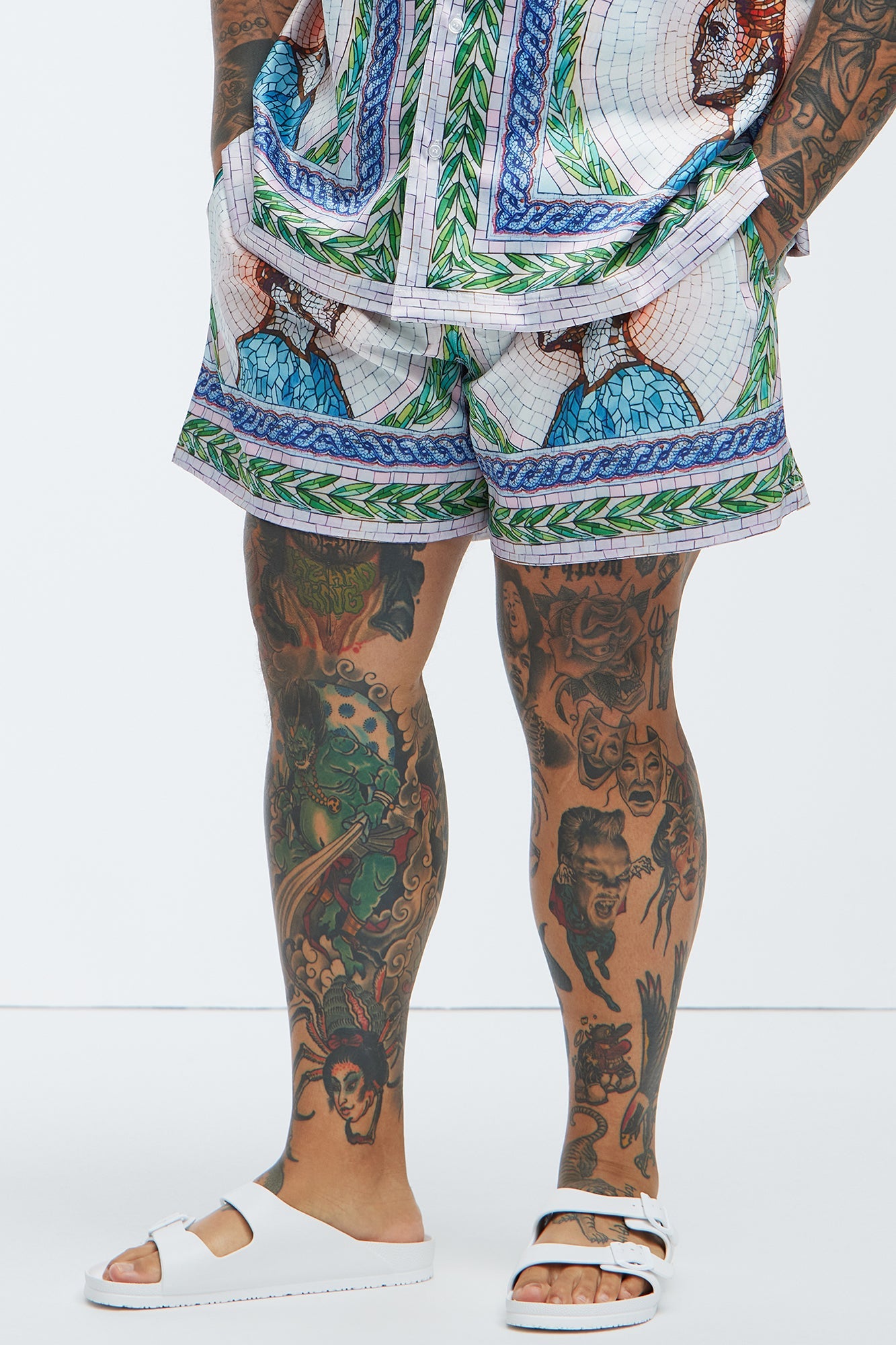 Atherton Mosaic Swim Mid Trunk - Blue/combo