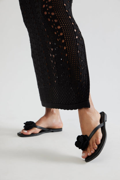 Tina Crochet Flower Flip Flops - Black