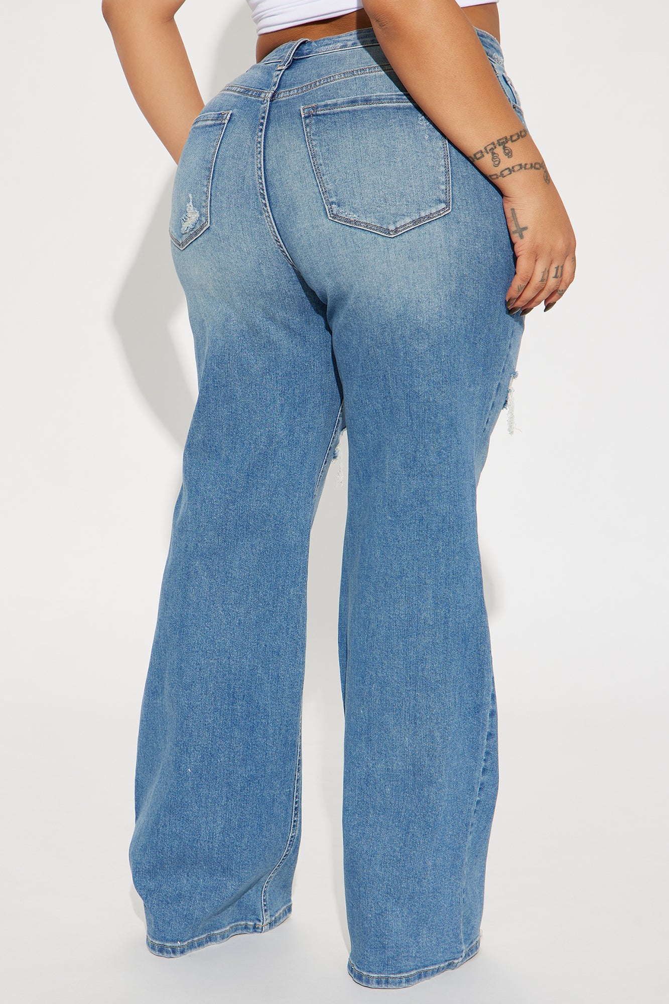 Remi Ripped Stretch Baggy Jeans - Medium Wash