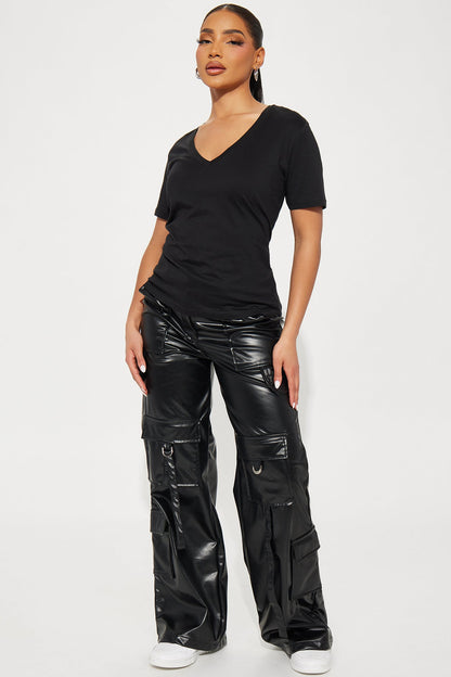 Ava V-Neck Tee - Black