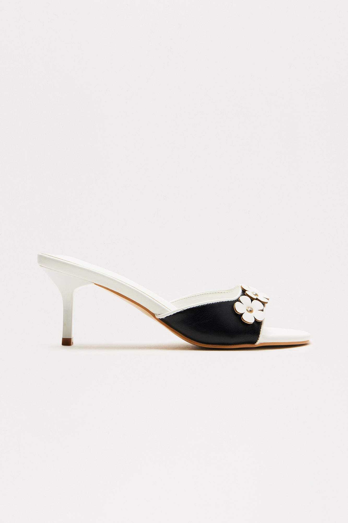 Evalina Flower Mules - Black/White