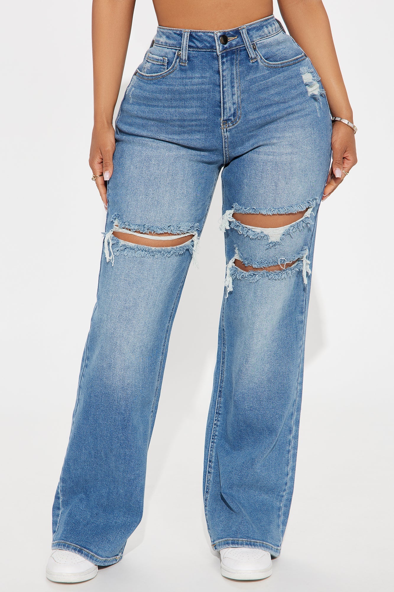 Petite Remi Ripped Stretch Baggy Jeans - Medium Wash