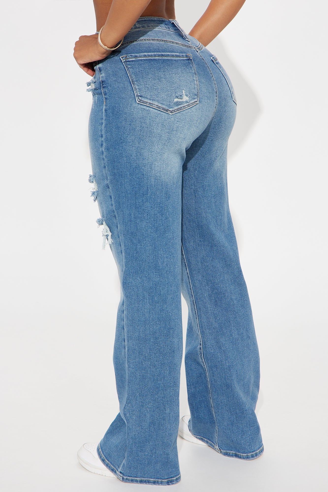 Petite Remi Ripped Stretch Baggy Jeans - Medium Wash