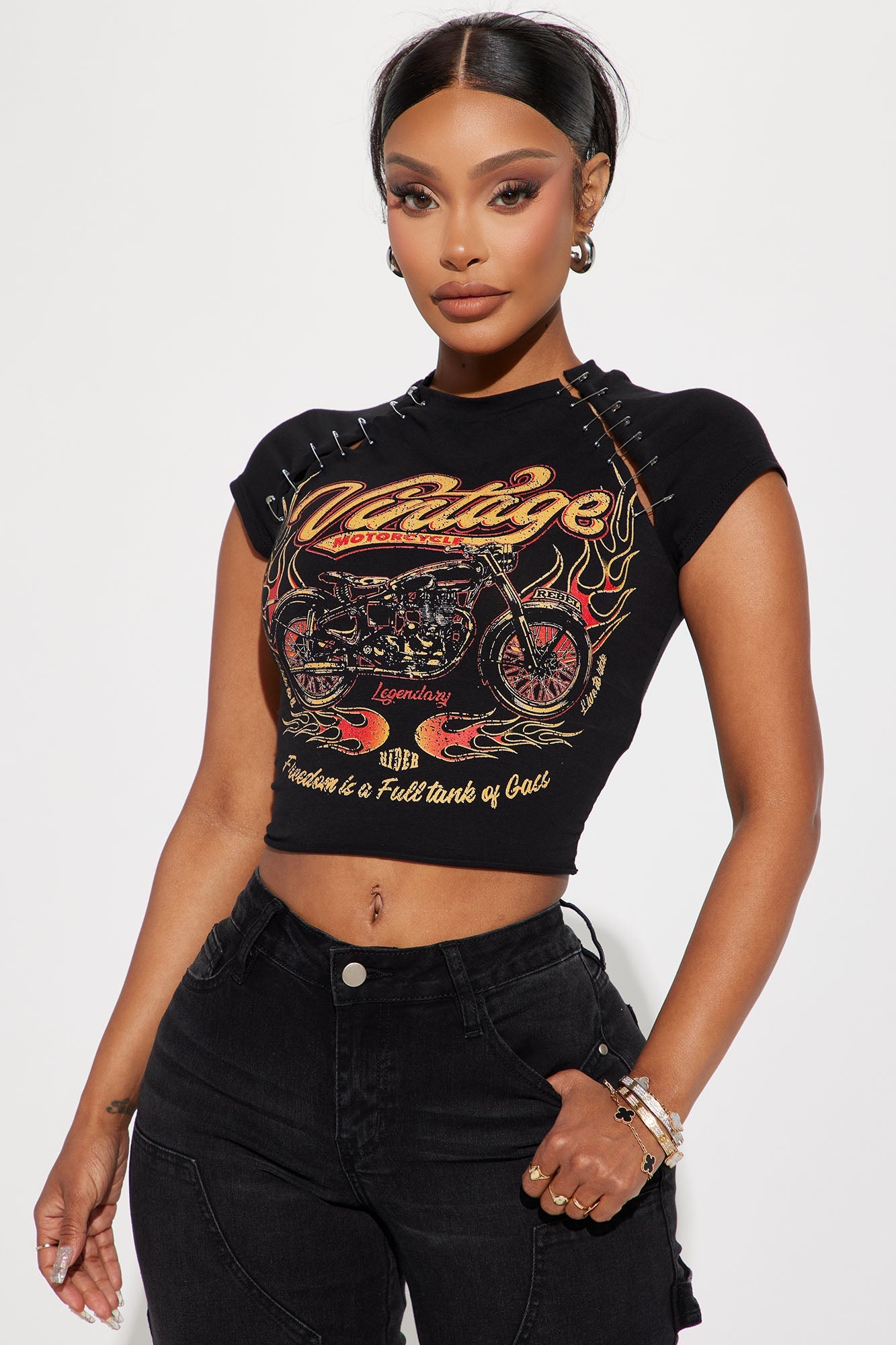 Vintage Rock Hardware Tee - Black