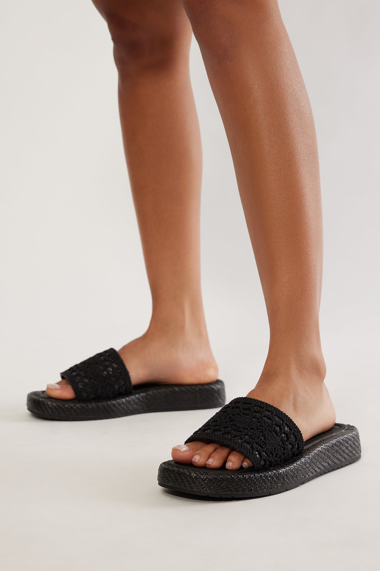 Sandy Swim Sandals - Black