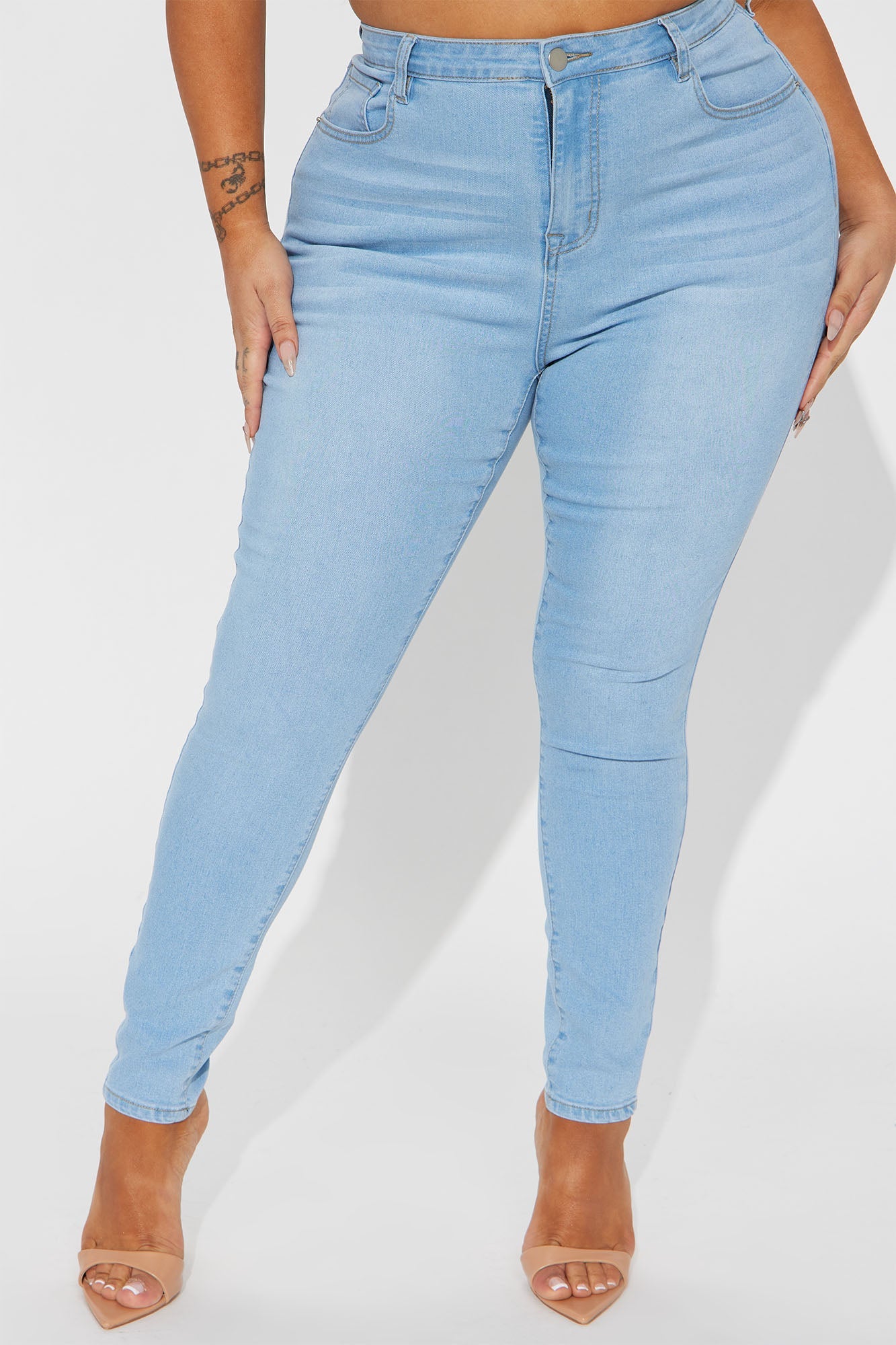 Alaia High Rise Stretch Skinny Jeans - Light Wash