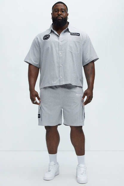Cropped Bedstuy Patch Button Up Shirt - Black/White
