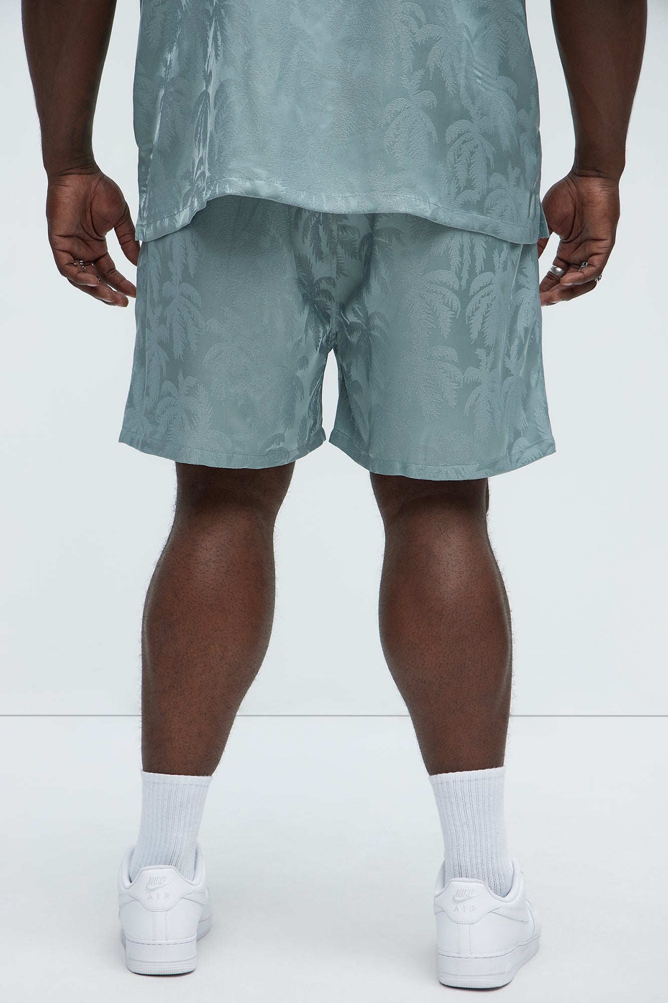 Palm Trees Jacquard Relaxed Shorts - Green