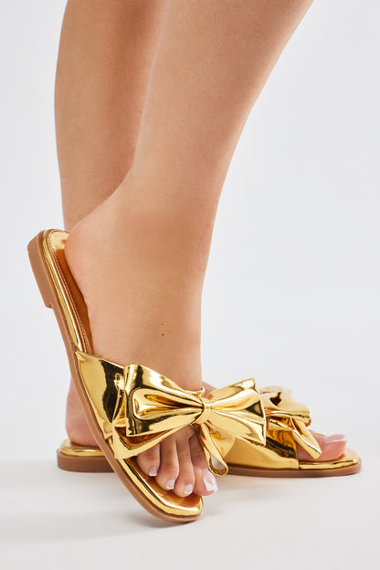 Wish It Was Metallic Sandals - Gold