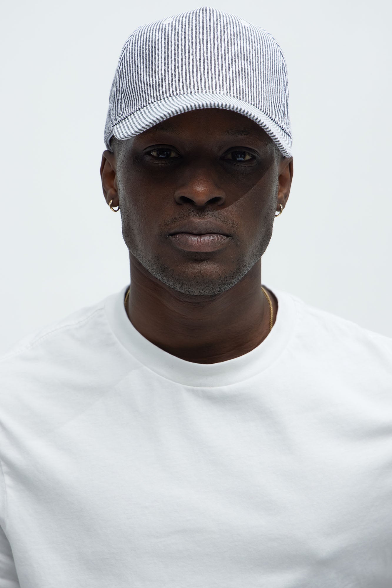 Pinstriped Snapback Hat - Grey/combo