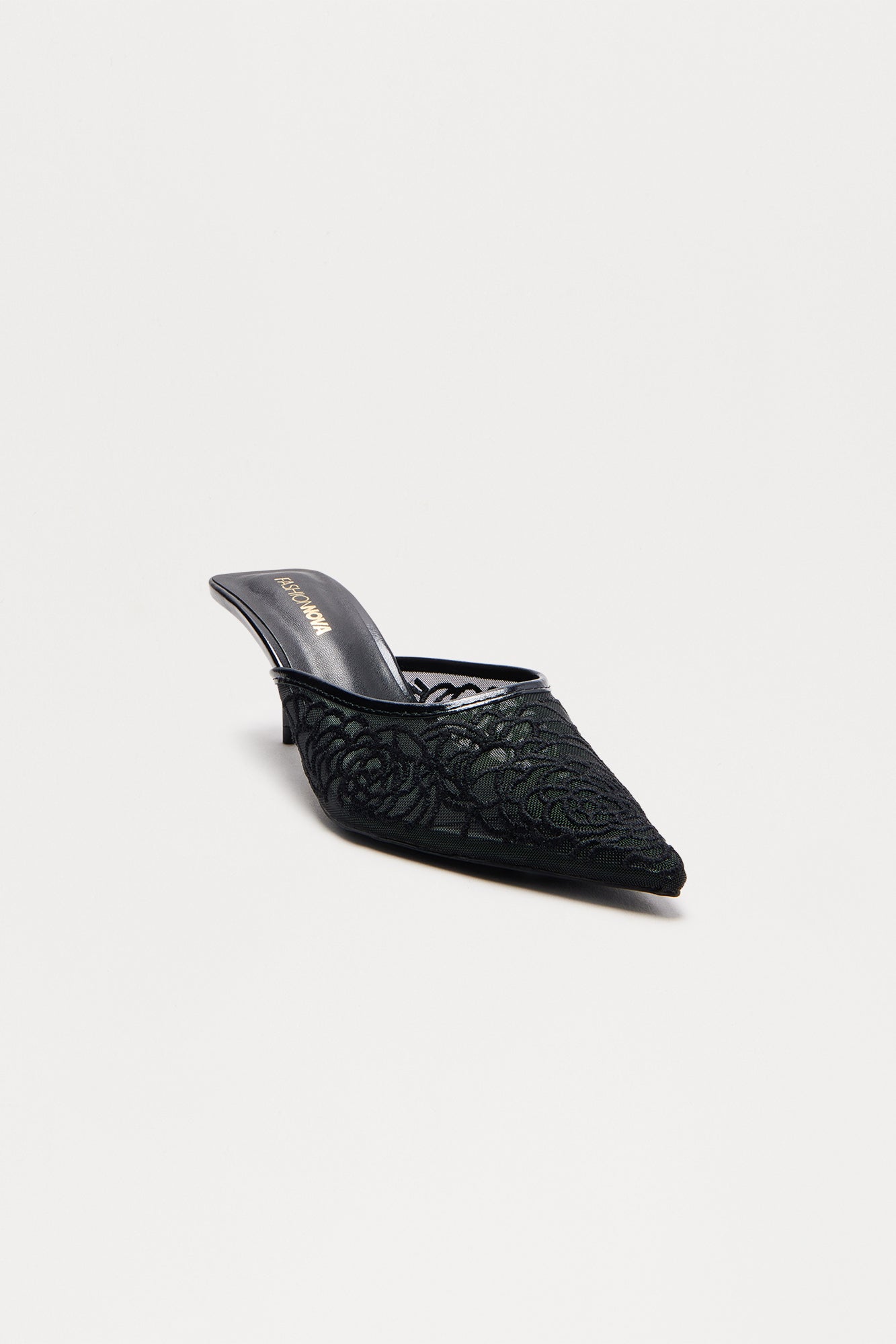 Syrio Floral Lace Pumps - Black