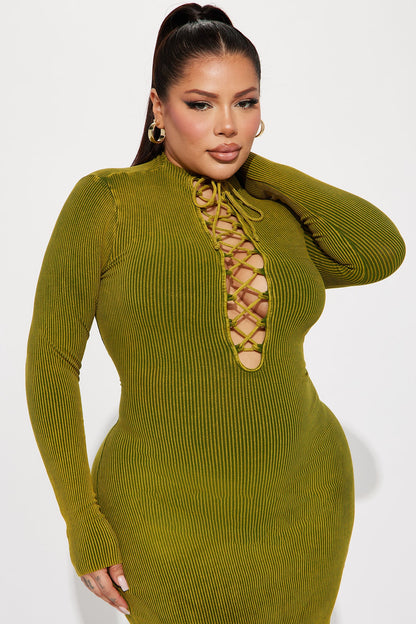 Keep Talkin Midi Dress - Lime