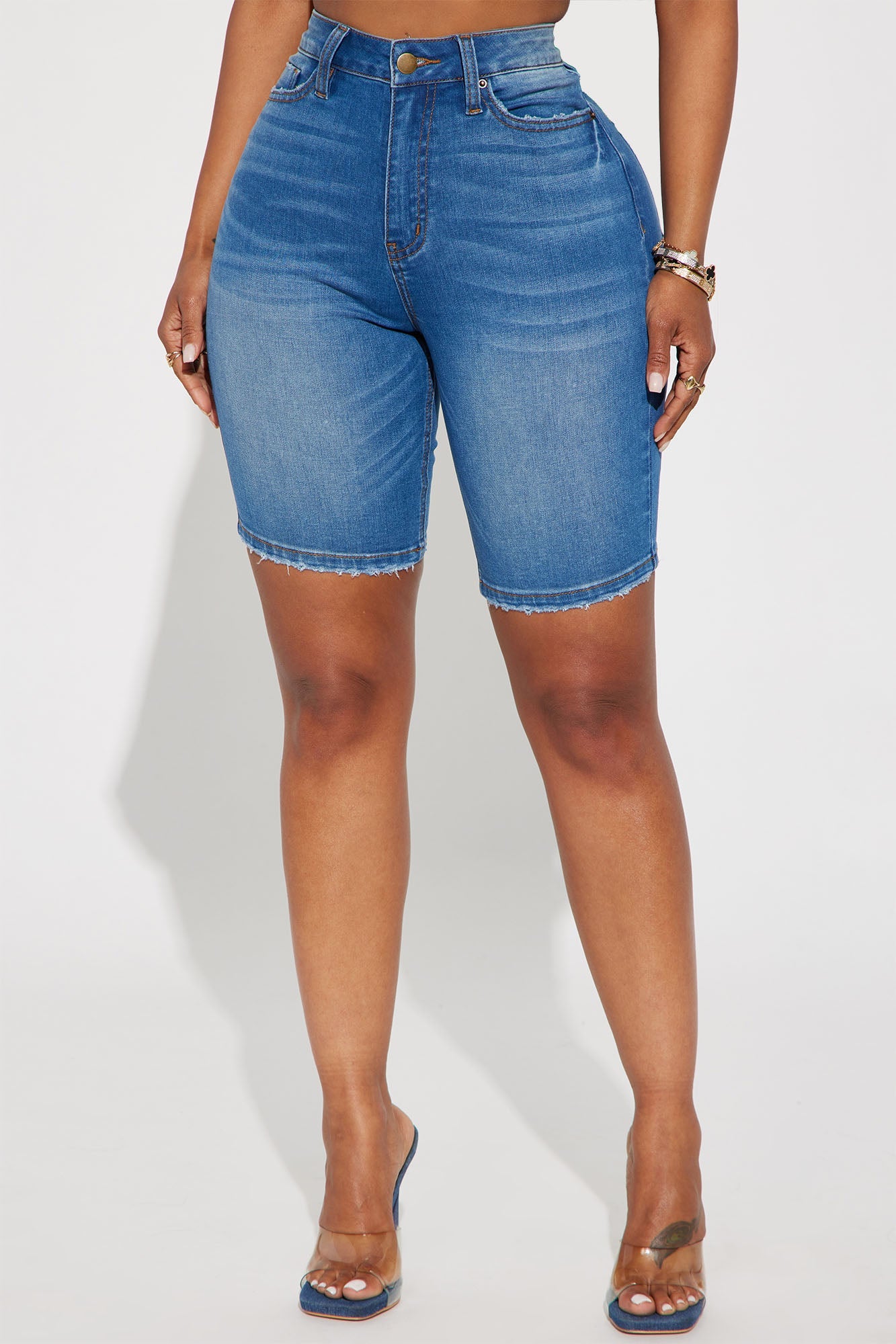 On The List Deluxe Stretch Bermuda Shorts - Medium Wash