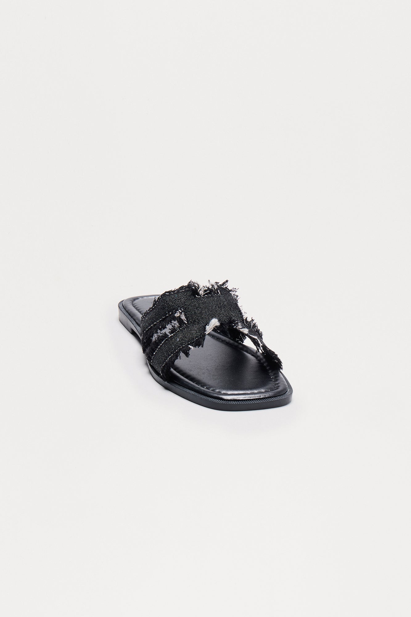 Tucker Distressed Sandals - Black