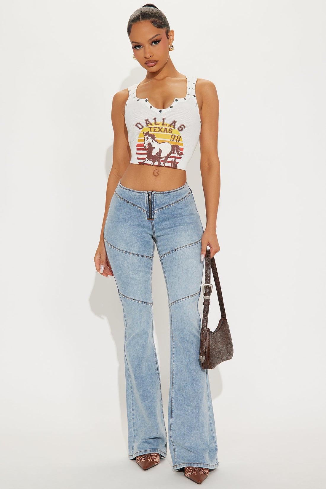 Bring It Back Womens Low Rise Flare Jeans - Light Wash