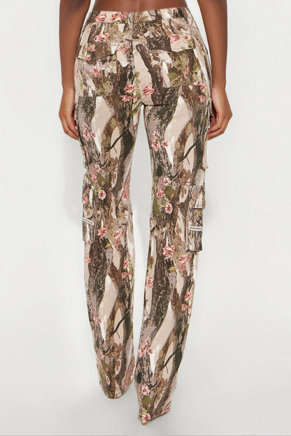 Tall By A Long Shot Floral Camo Stretch Cargo Jeans - Taupe/combo