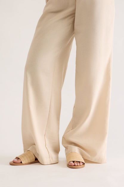Summer Sun Flat Sandals - Beige