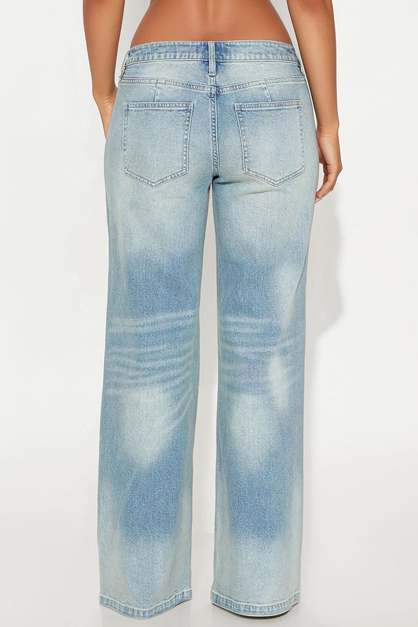 Leila Loose Wide Leg Jeans - Light Wash