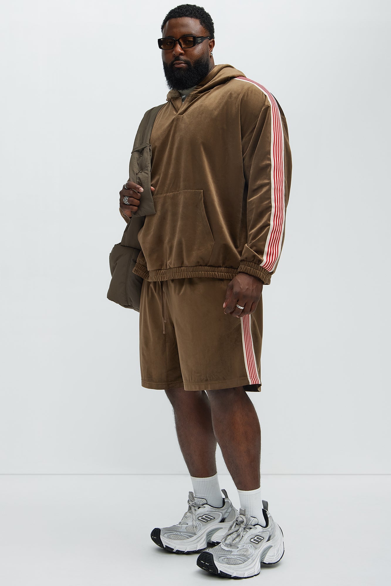 Like You Do Velour Relaxed Shorts - Brown