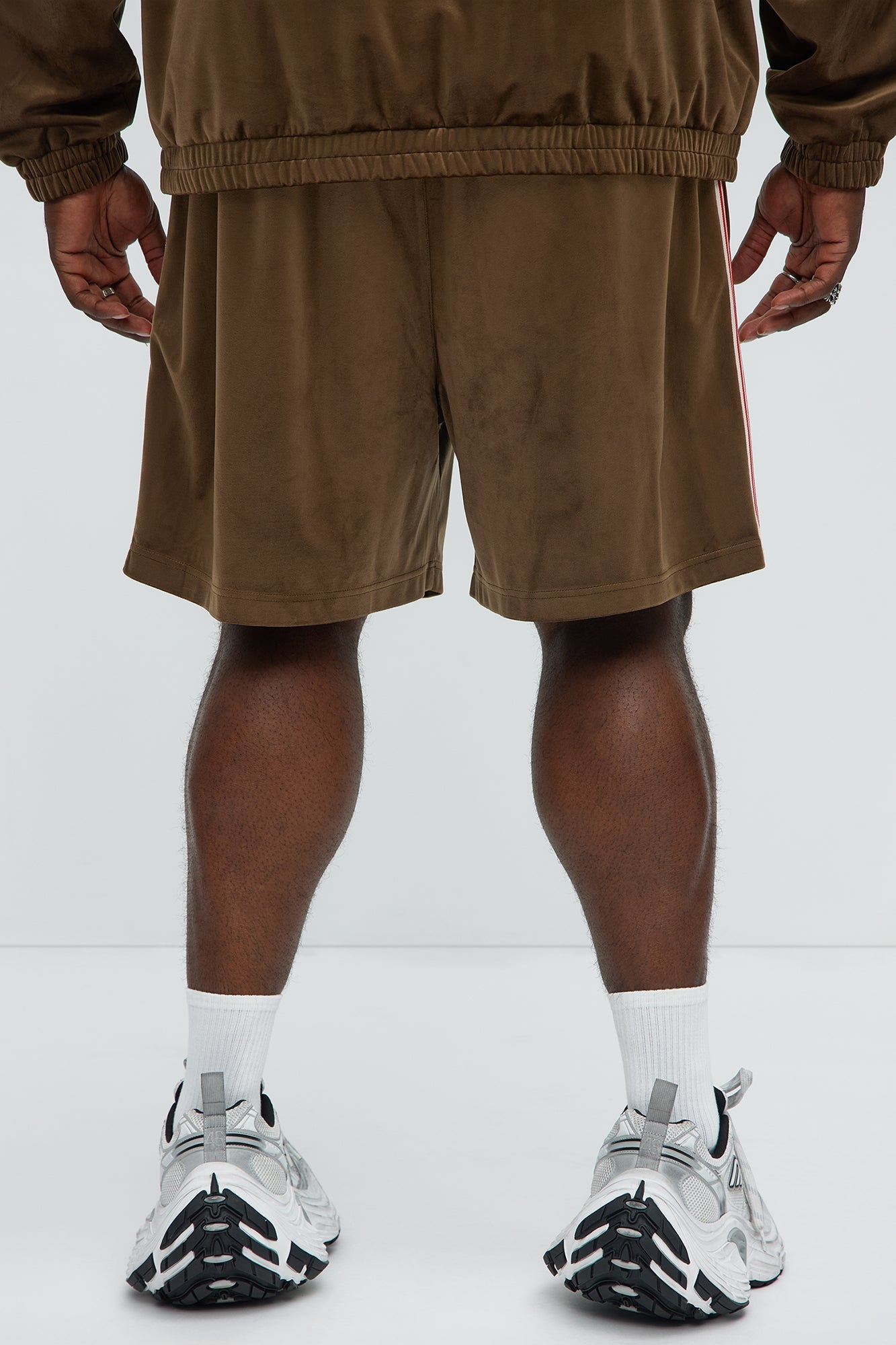 Like You Do Velour Relaxed Shorts - Brown