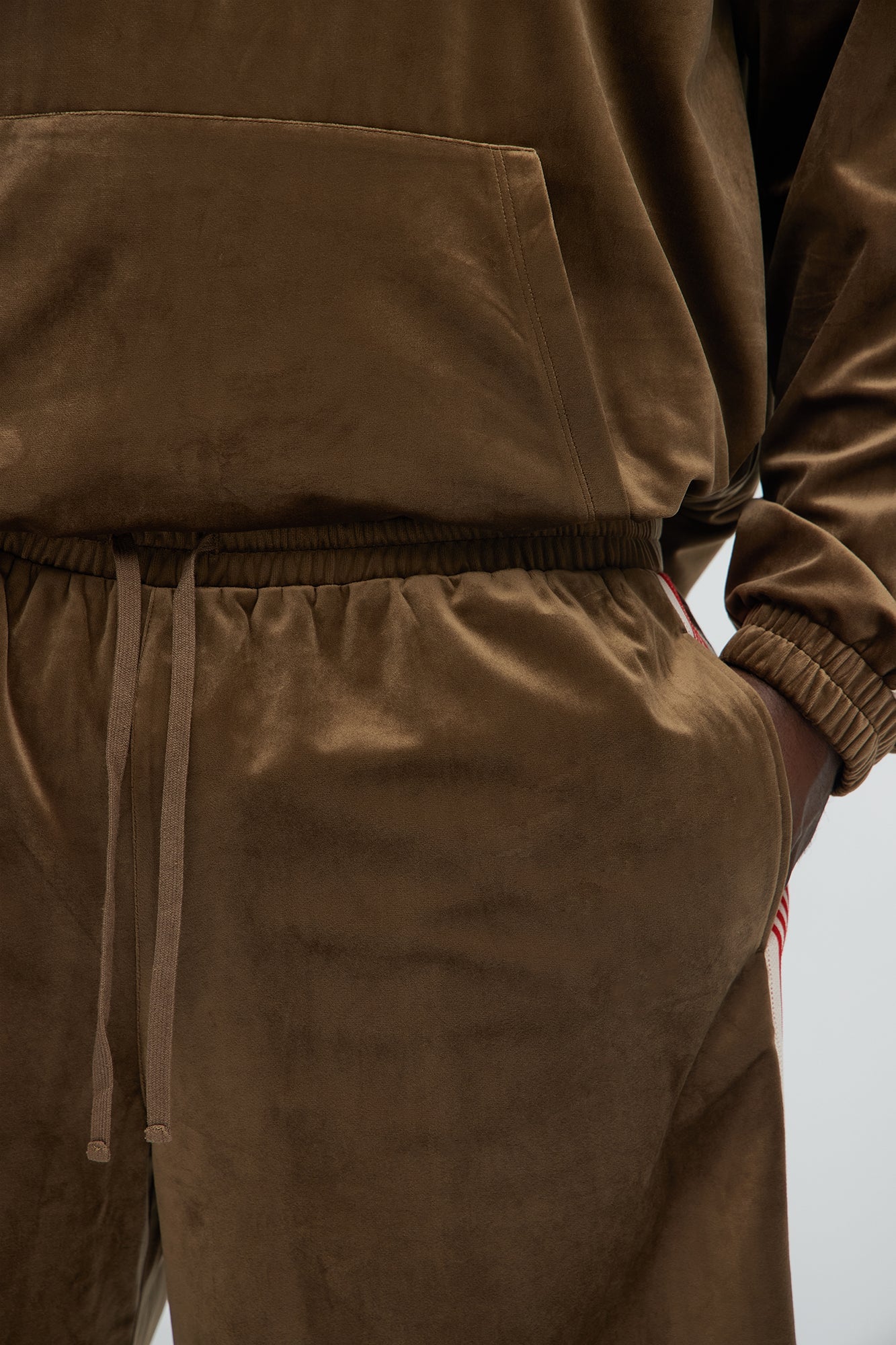 Like You Do Velour Relaxed Shorts - Brown