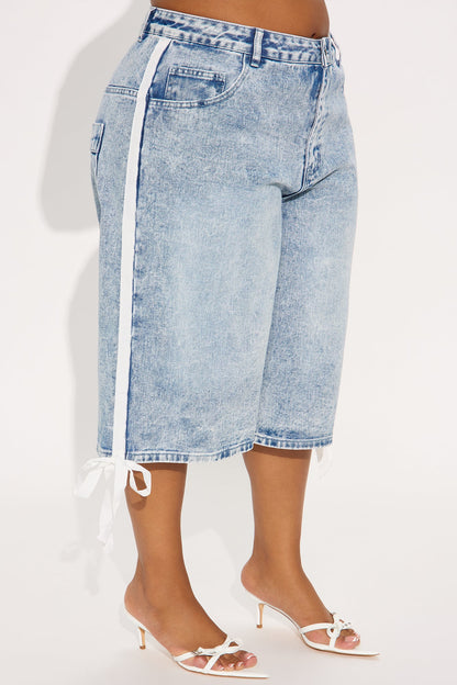 Kimi Non Stretch Stripe Denim Jorts - Medium Wash