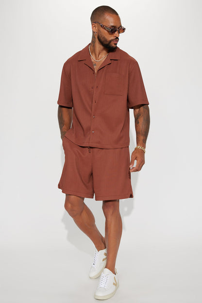 Show Up Short Sleeve Cuban Shirt - Chocolate
