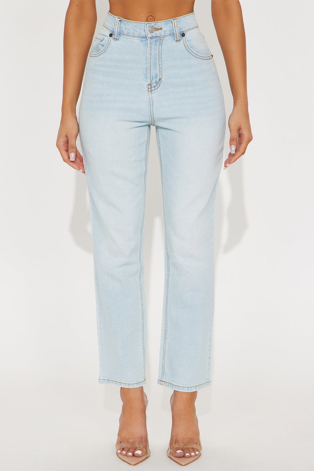 Crowd Pleaser 90s Slim Straight Jeans - Light Wash