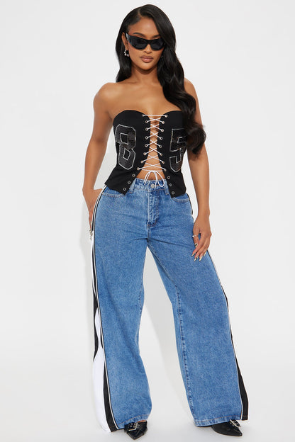 Sporting You Wide Leg Jean - Medium Wash