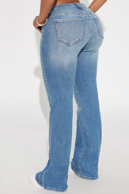 Calimesa Low Rise Flare Jeans - Medium Wash