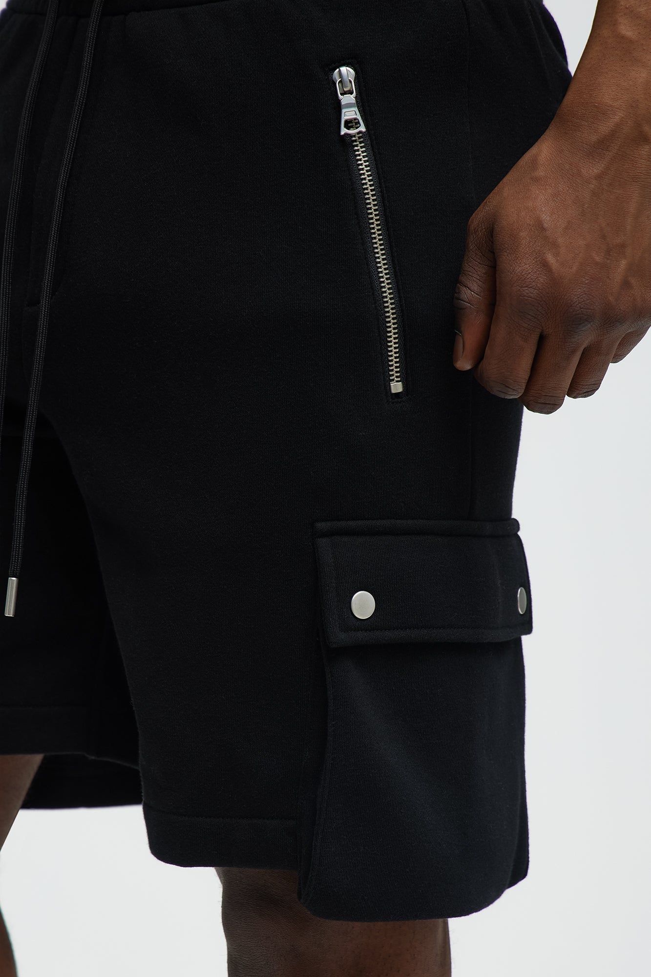 Tyson Secure Cargo Relaxed Shorts - Black