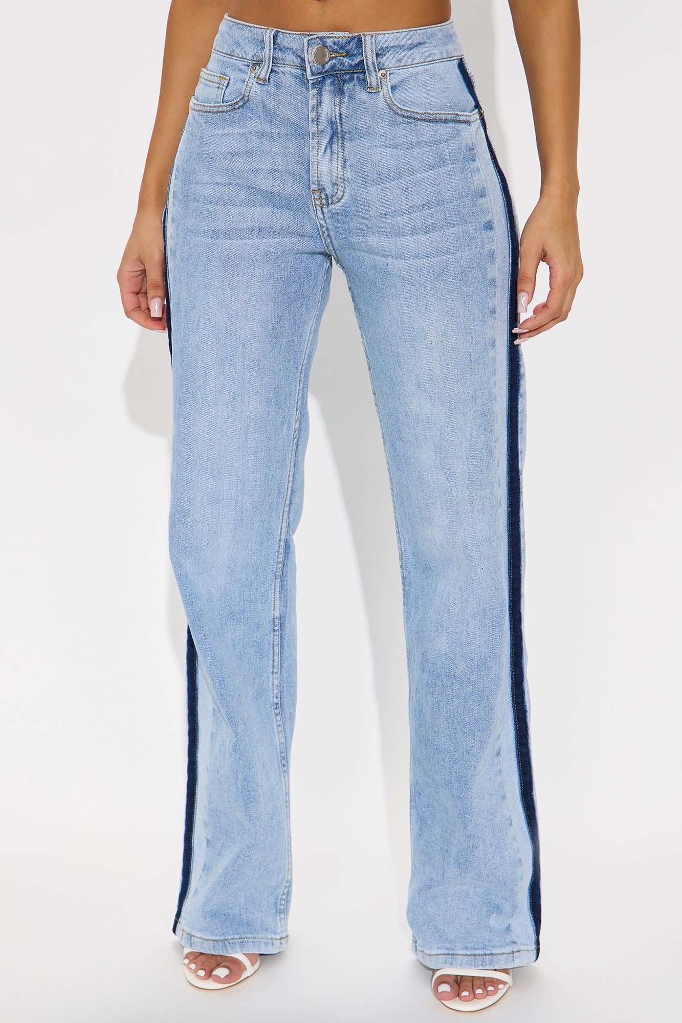 Right Now Wide Leg Jean - Light Wash