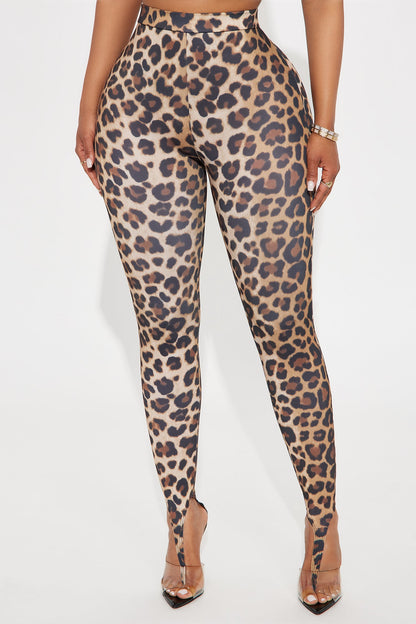 Kamryn High Rise Leopard Stirrup Legging - Leopard