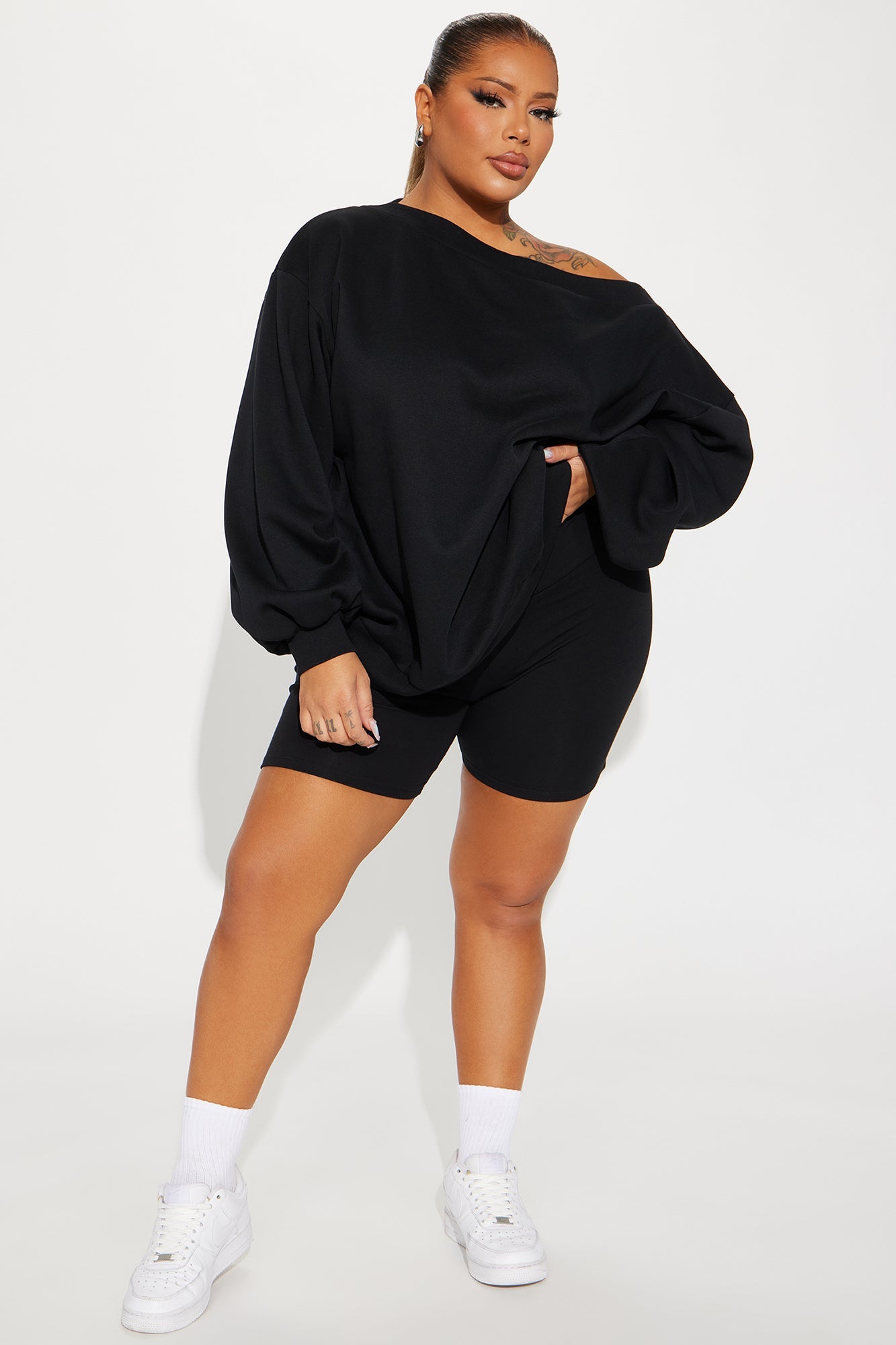 Vera Off Shoulder Oversized Sweatshirt - Black
