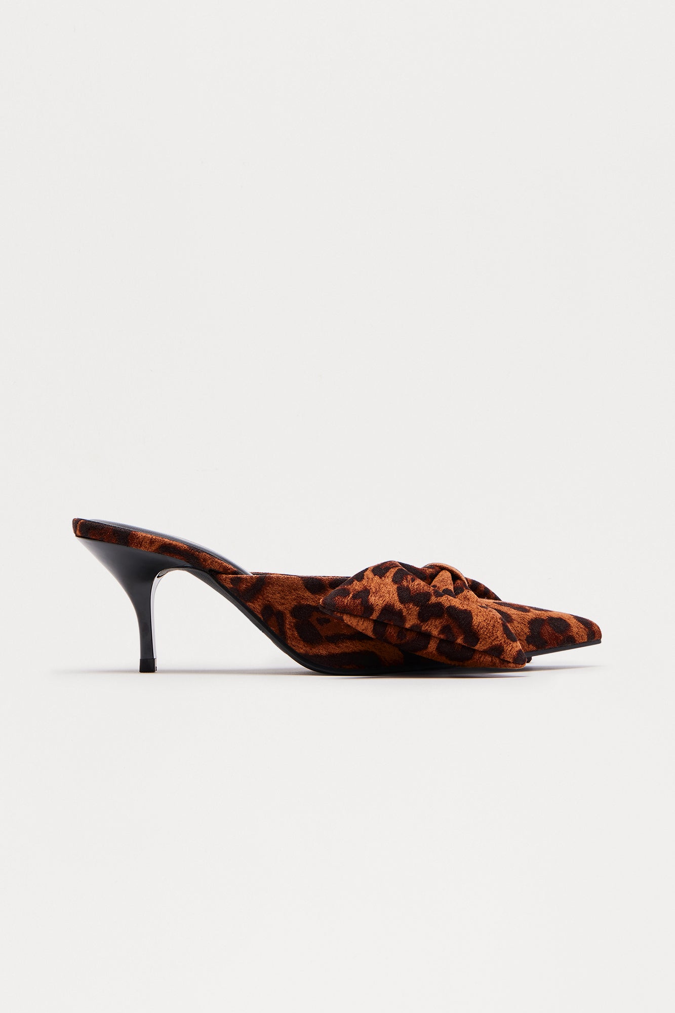 Jodina Bow Mule Pumps - Leopard