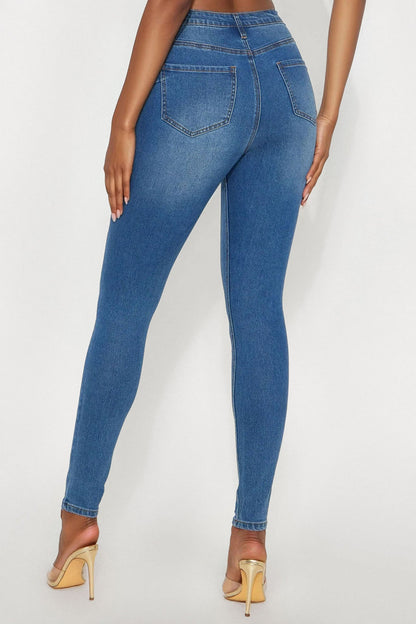 Tall Vibe Check Curvy Stretch Skinny Jeans - Medium Wash