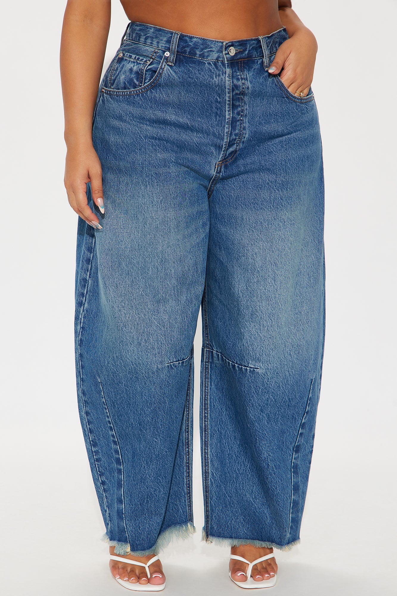 Ciao Bella Barrel Leg Jeans - Medium Wash