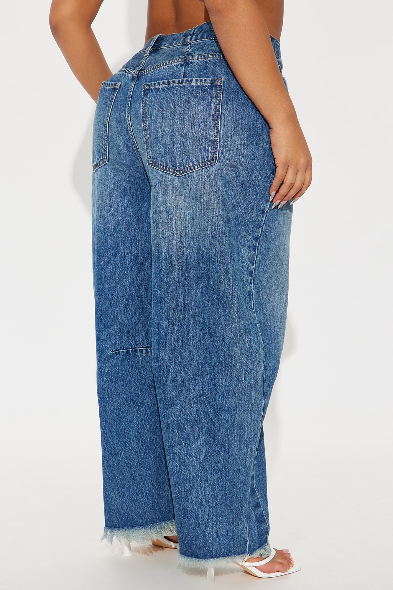 Ciao Bella Barrel Leg Jeans - Medium Wash