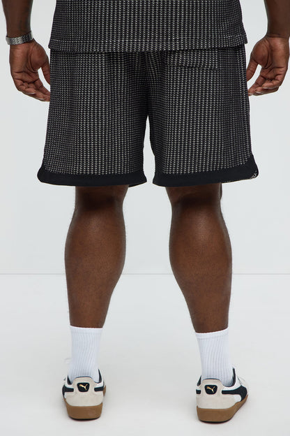 Devin Crochet Contrast Trim Shorts - Black/combo