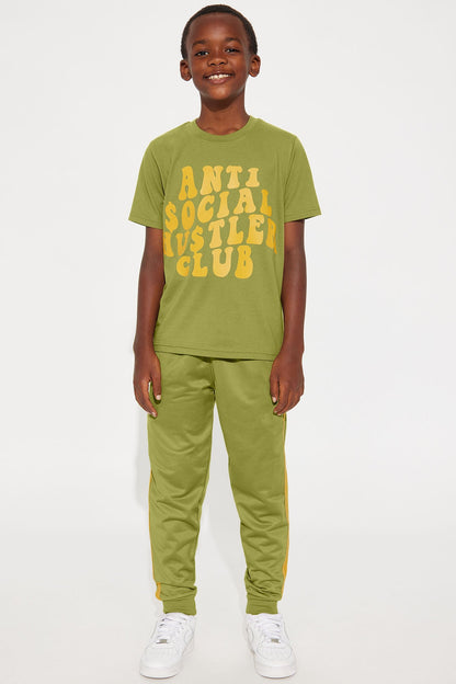 Mini Anti Social Hustler Club T-Shirt And Pant Set - Olive/combo