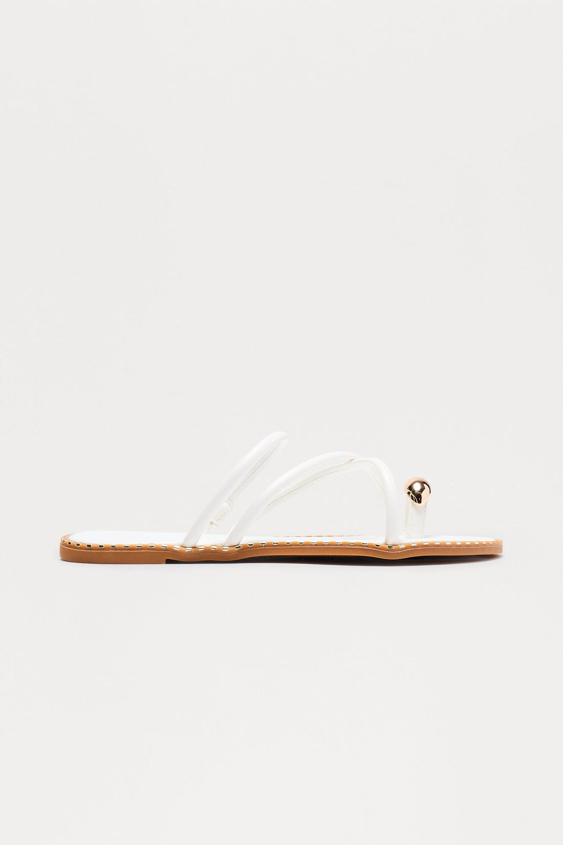 Cruiser Toe Ring Sandals - White
