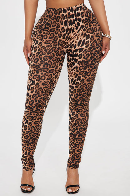 Unapologetically Fierce Leopard Butt Ruched Legging - Brown Combo