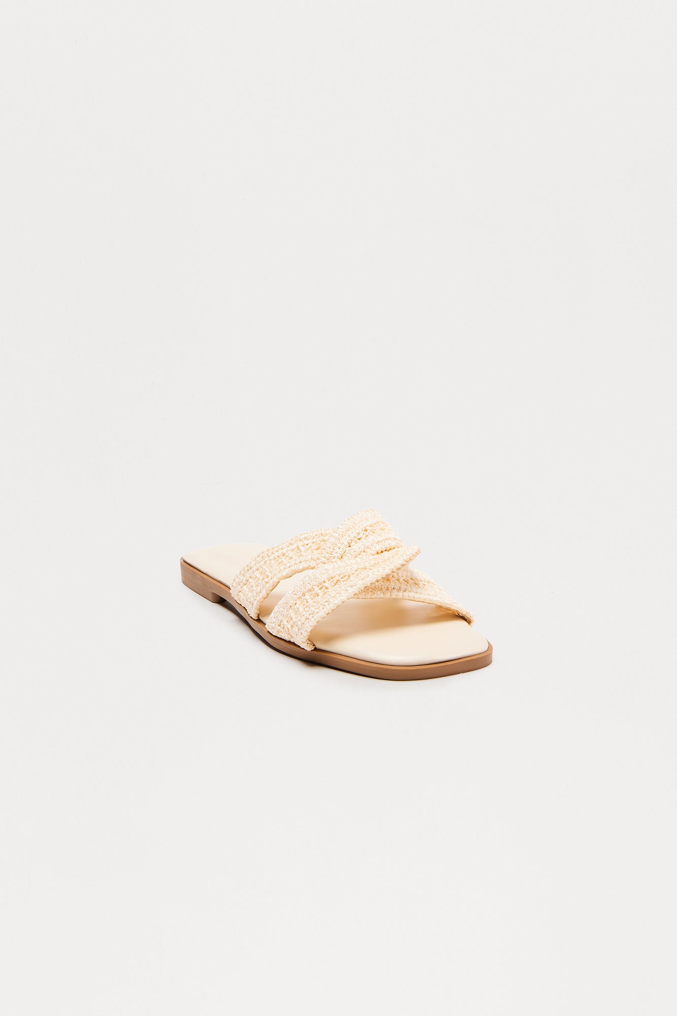 Pebblestone Raffia Sandals - Beige
