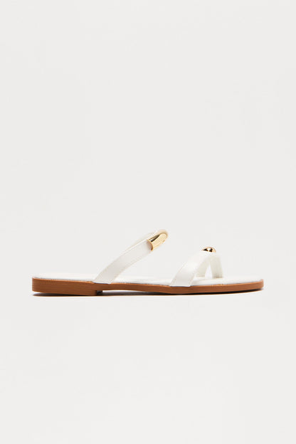 Shore Toe Ring Flip Flops - White