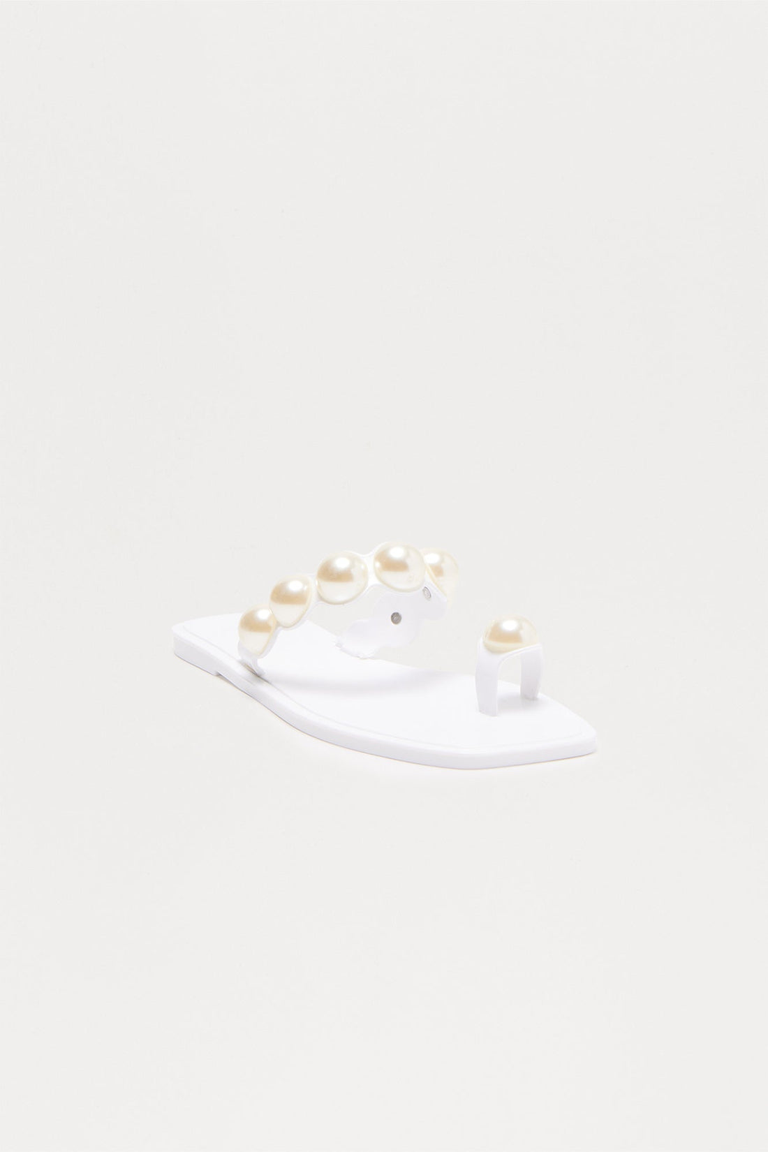 Radiate Toe Ring Jelly Sandals - White