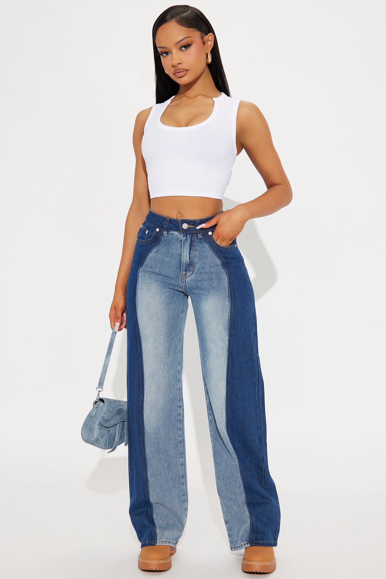 Saddle Up Womens Mid Rise Loose Jeans - Medium Wash