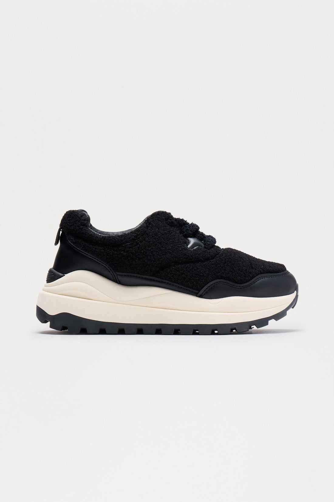Hutch Sherpa Sneakers - Black