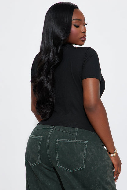 Chita Ribbed Short Sleeve Top - Black