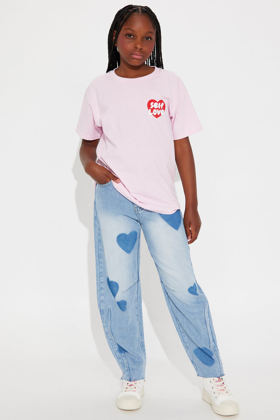 Mini From My Heart Loose Taper Leg Jeans - Light Wash